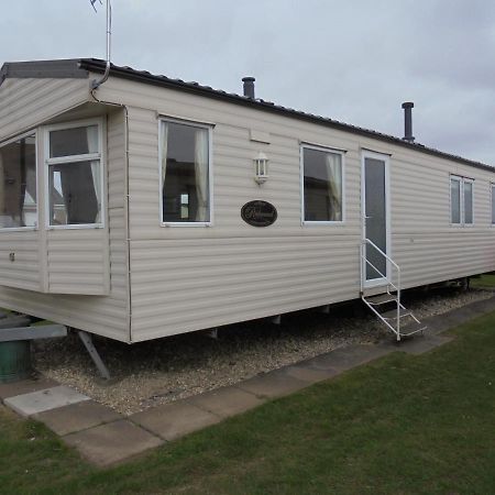 Coral Beach : The Richmond:- 6 Berth, Blow Heated インゴールドメルズ エクステリア 写真