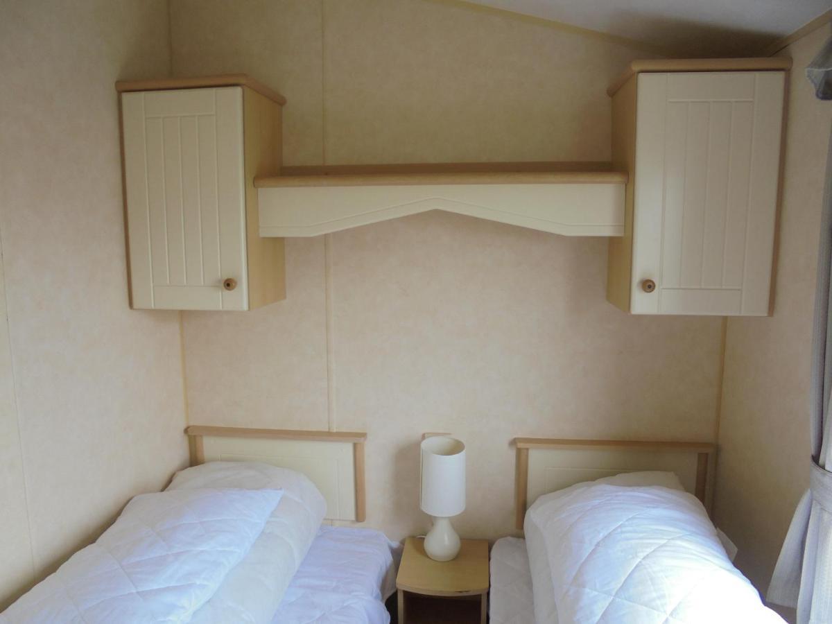 Coral Beach : The Richmond:- 6 Berth, Blow Heated インゴールドメルズ エクステリア 写真