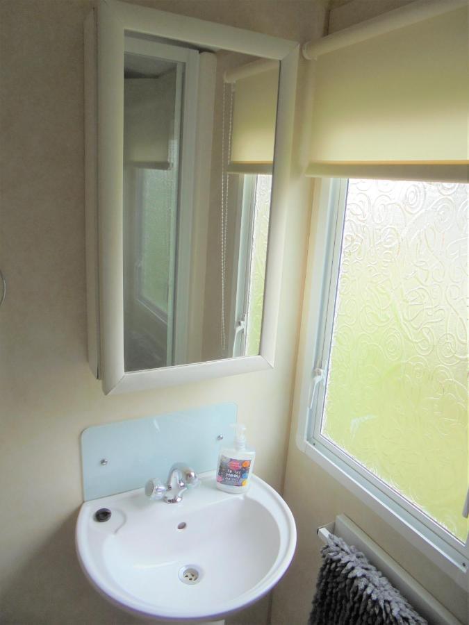 Coral Beach : The Richmond:- 6 Berth, Blow Heated インゴールドメルズ エクステリア 写真