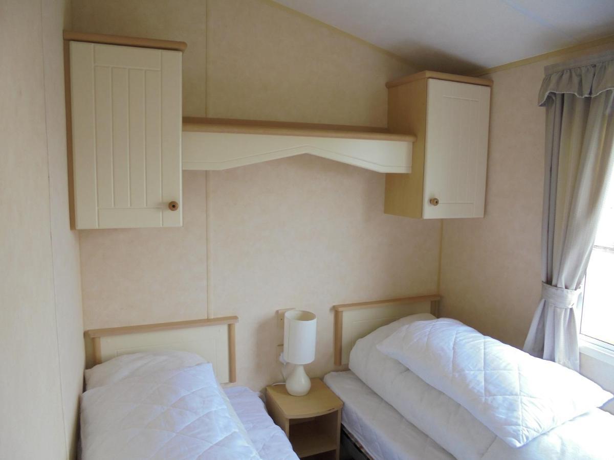 Coral Beach : The Richmond:- 6 Berth, Blow Heated インゴールドメルズ エクステリア 写真