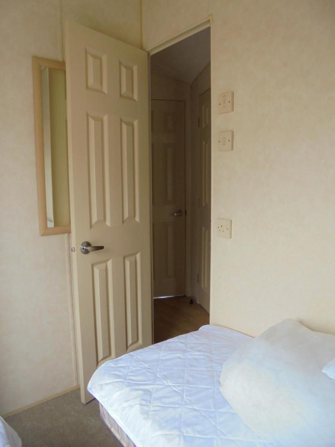 Coral Beach : The Richmond:- 6 Berth, Blow Heated インゴールドメルズ エクステリア 写真